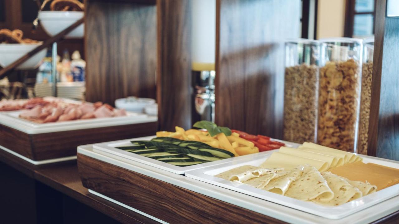 Restaurant & Hotel Engelkeller Меминген Екстериор снимка